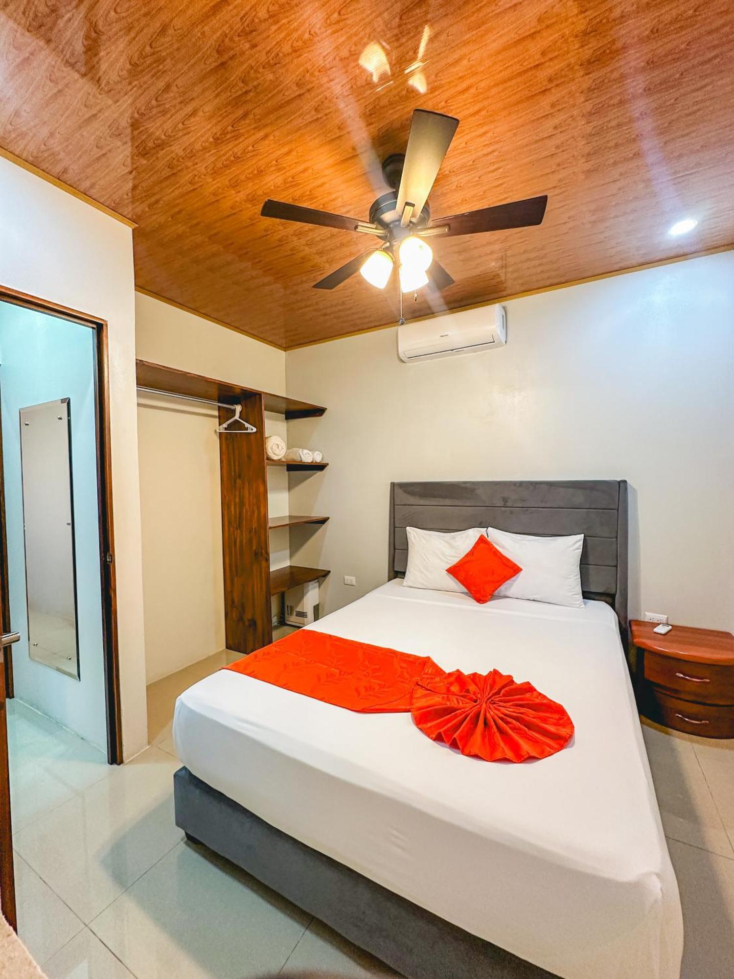 La Fortuna Donwtown Dreams Bagian luar foto